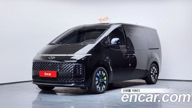 Hyundai Staria 2021 — ფოტო 10/20