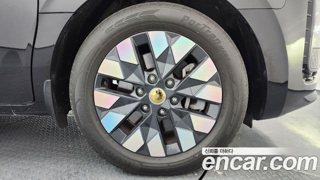 Hyundai Staria 2021 — ფოტო 12/20