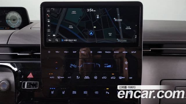 Hyundai Staria 2021 — ფოტო 13/20