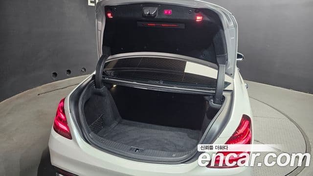Mercedes-Benz S-Class 2018 — Şəkil 20/20