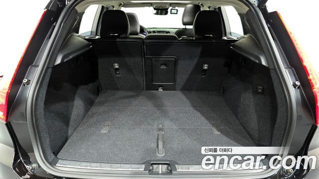 Volvo XC40 2023 — Şəkil 20/20