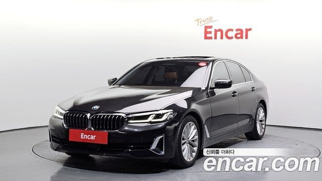 BMW 5 Series 2021 — ფოტო 1/20