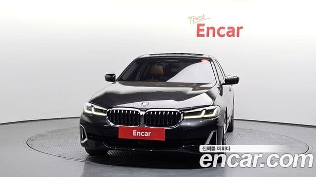 BMW 5 Series 2021 — ფოტო 3/20