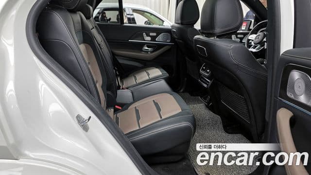 Mercedes-Benz GLE-Class 2020 — ფოტო 12/20