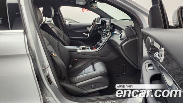 Mercedes-Benz GLC-Class 2019 — Şəkil 11/20