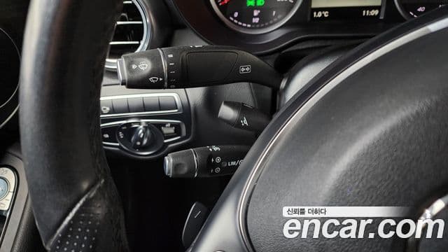 Mercedes-Benz GLC-Class 2019 — Şəkil 14/20