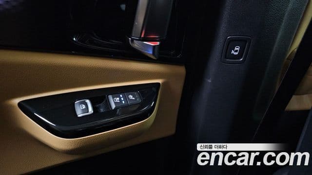 Kia Carnival 2020 — Şəkil 19/20