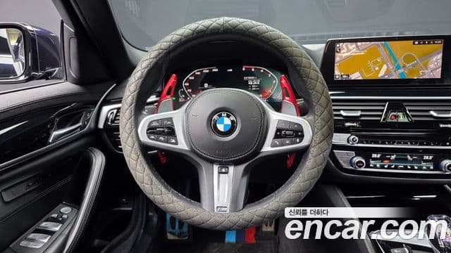BMW 5 Series 2020 — ფოტო 14/20