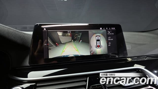 BMW 5 Series 2020 — ფოტო 5/20