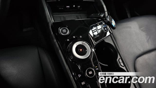 Kia Sportage 2023 — Şəkil 9/20