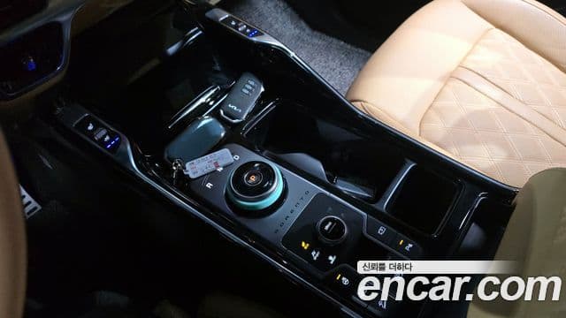 Kia Sorento 2022 — ფოტო 7/20