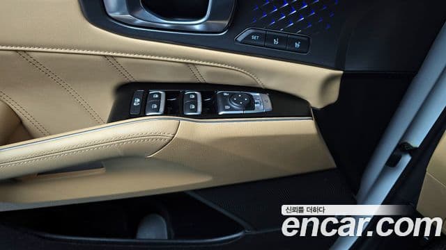 Kia Sorento 2022 — ფოტო 16/20