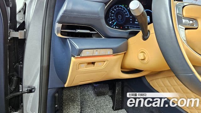 Genesis GV80 2020 — ფოტო 14/20