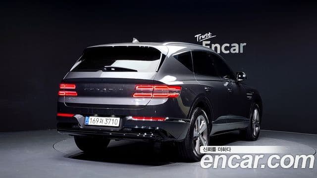 Genesis GV80 2020 — Şəkil 2/20