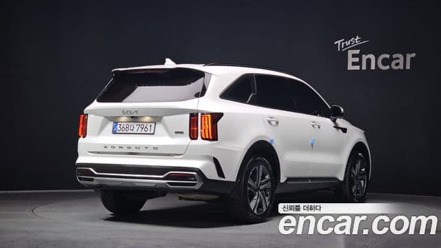 Kia Sorento 2022 — Фото 2/20