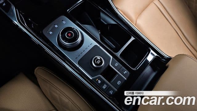 Kia Sorento 2022 — Фото 9/20