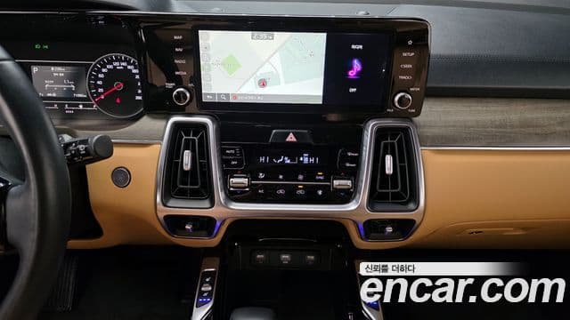 Kia Sorento 2022 — Фото 19/20
