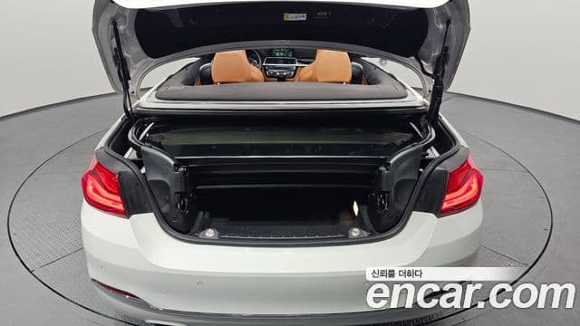 BMW 4 Series 2018 — фото 18 из 20