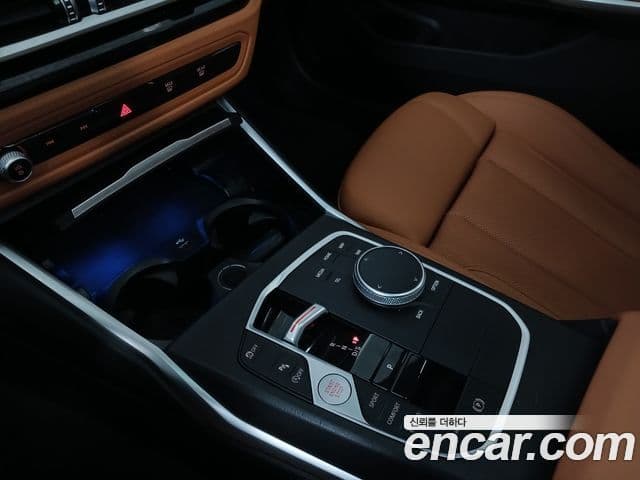 BMW 3 Series 2023 — Фото 12/20
