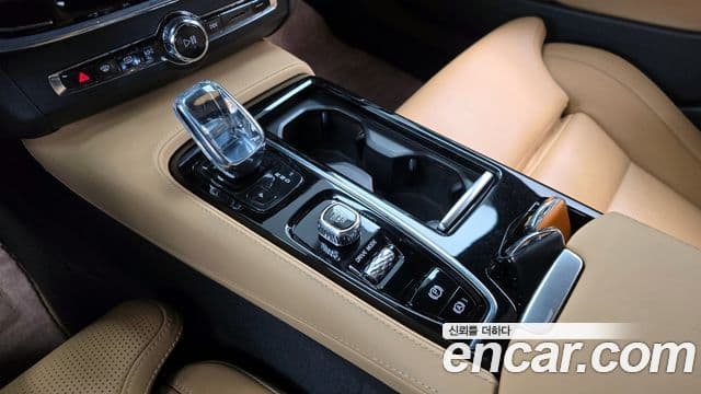 Volvo S90 2021 — ფოტო 9/20