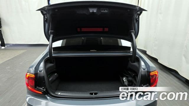 Volvo S90 2021 — ფოტო 20/20