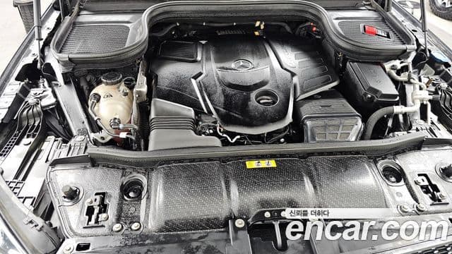 Mercedes-Benz GLE-Class 2023 — Şəkil 6/20