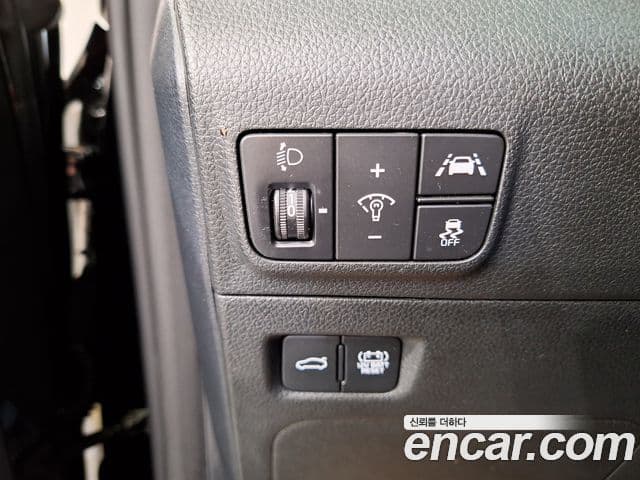 Kia K5 2023 — Şəkil 16/20
