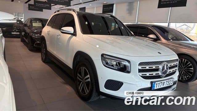 Mercedes-Benz GLB-Class 2021 — ფოტო 5/9