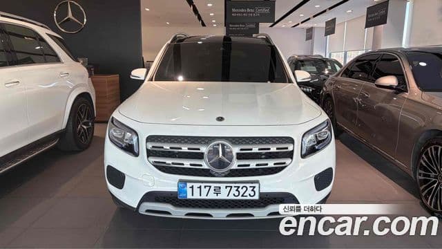 Mercedes-Benz GLB-Class 2021 — ფოტო 6/9