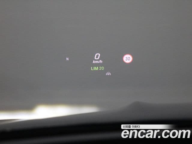 Mercedes-Benz GLE-Class 2021 — Photo 13/20