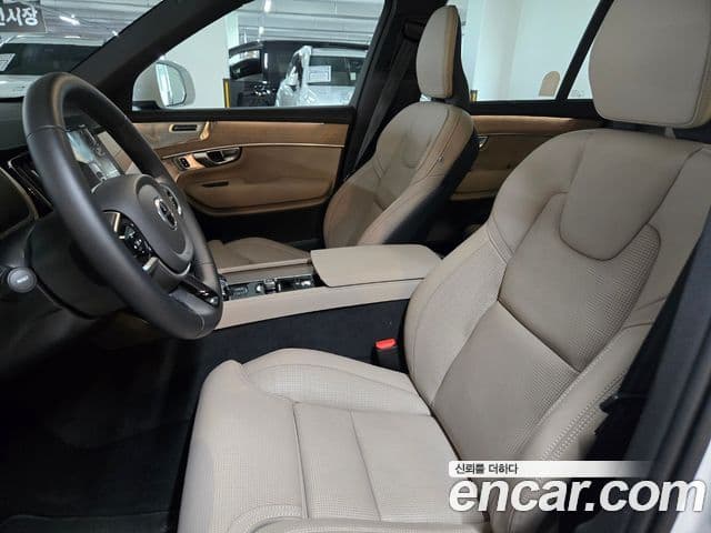 Volvo XC90 2025 — Şəkil 9/20