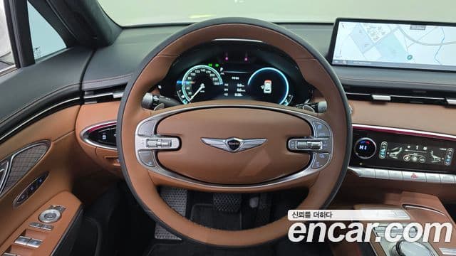Genesis GV70 2022 — ფოტო 14/20
