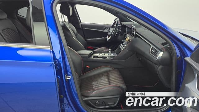 Genesis G70 2019 — ფოტო 4/20