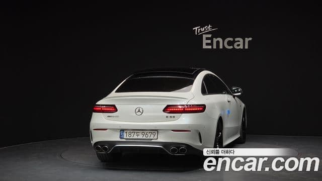 Mercedes-Benz E-Class 2021 — Фото 4/20