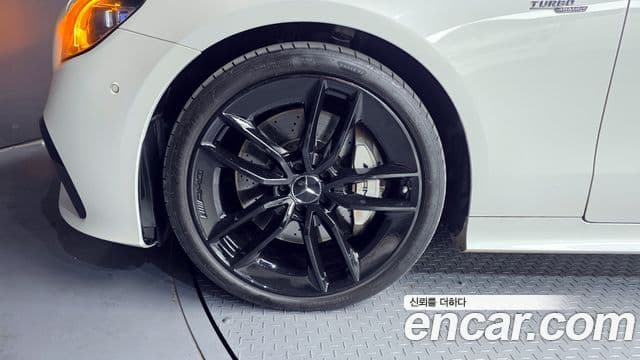 Mercedes-Benz E-Class 2021 — Фото 5/20