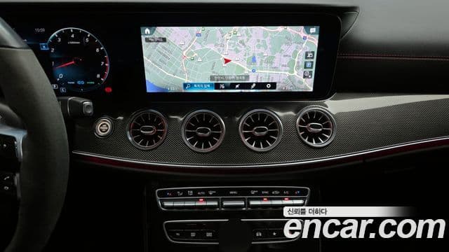 Mercedes-Benz E-Class 2021 — Фото 18/20