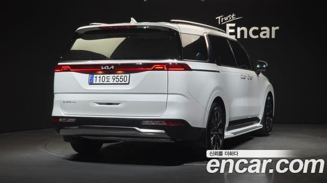 Kia Carnival 2023 — Şəkil 2/20