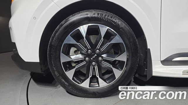 Kia Carnival 2023 — Şəkil 5/20