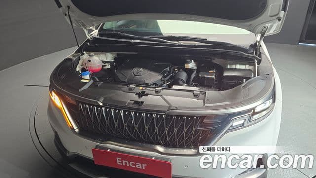Kia Carnival 2023 — Şəkil 6/20