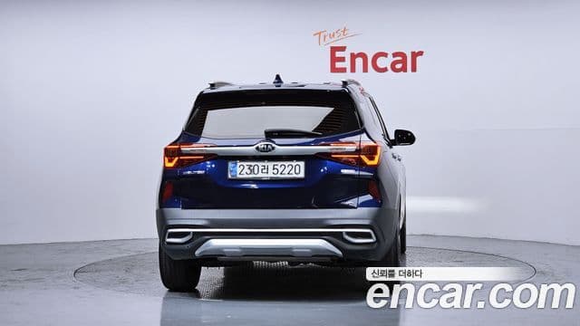 Kia Seltos 2021 — ფოტო 4/20