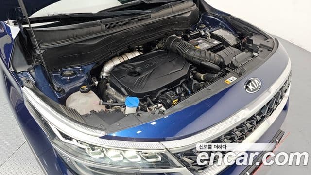 Kia Seltos 2021 — ფოტო 6/20