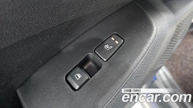 Kia Seltos 2021 — ფოტო 19/20