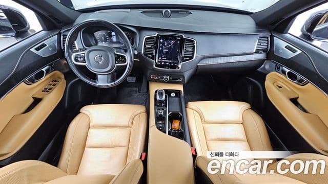 Volvo XC90 2022 — фото 7 из 20