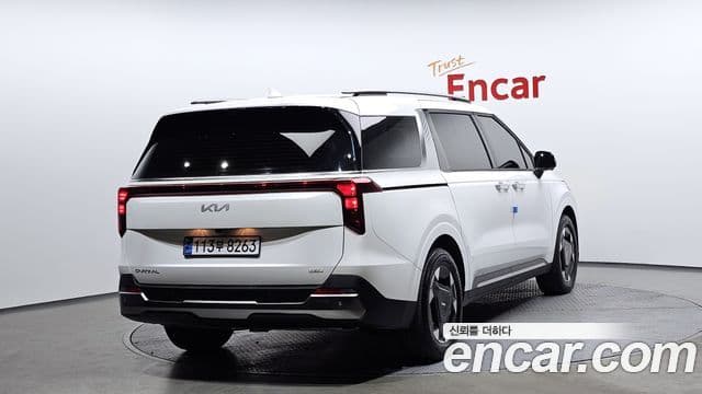Kia Carnival 2024 — ფოტო 2/20