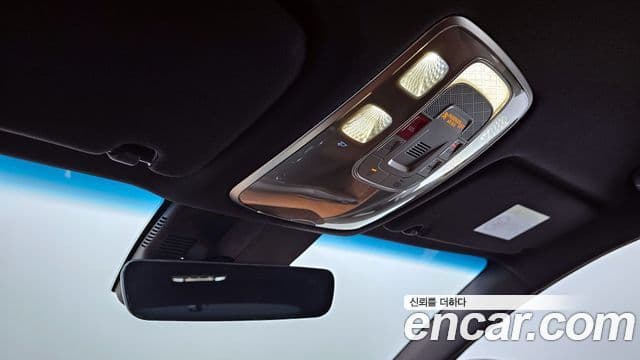Genesis Electrified G80 2021 — ფოტო 17/20