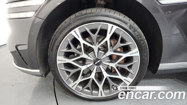 Genesis G90 2023 — фото 5 из 20