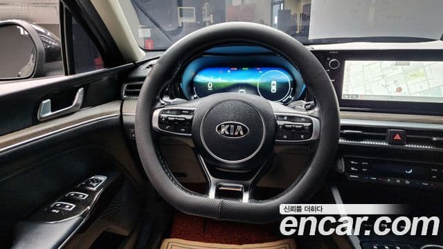 Kia K5 2020 — Şəkil 14/20