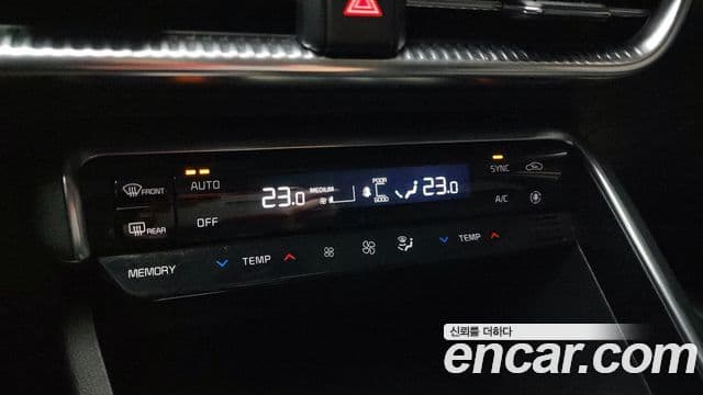 Kia K5 2020 — Şəkil 18/20
