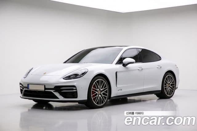 Porsche Panamera 2022 — Photo 13/20