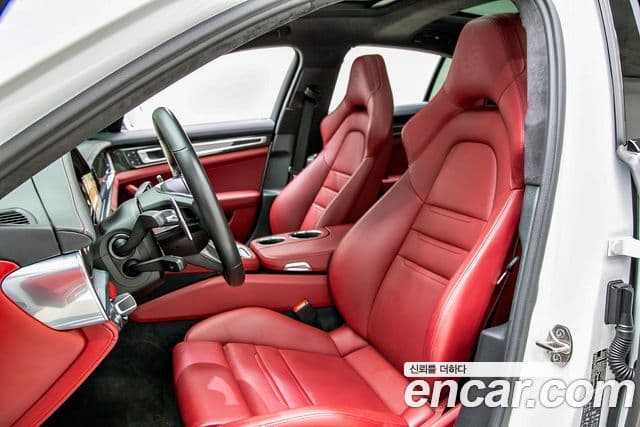Porsche Panamera 2022 — Photo 4/20
